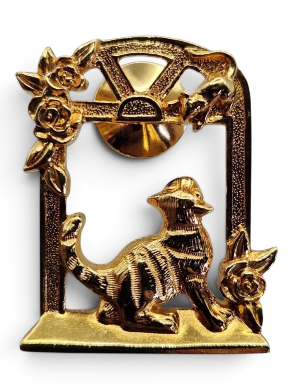 Avon Gold-tone Cat & Mouse Pin
